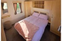 2 Bed Caravan - Sleeps 4 - Free Parking - B&B Rhyl