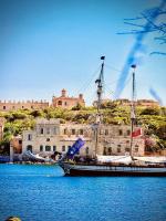 Prime Located Home by *The Sea* - B&B Sliema