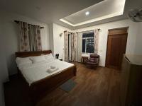 VJs Sports bar, Hotel and Apartments - B&B Phnom Penh