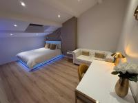 CosyNest- Golden Dawn - B&B Liège