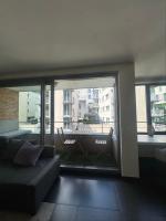 Canal Side Comfort 2 Bedroom Apartment in Ghent - Bed and Breakfast Gent