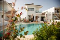 Villa Kokona Private Pool Sea View - B&B Softades
