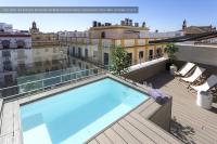 One-Bedroom Apartment with Terrace and private pool