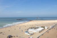 LECOMTE - La Croisette with Garage 89 - B&B Ostend