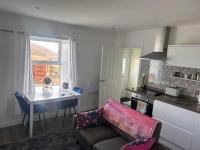 Hebviu Traditional Hebridean Cottage - B&B Ersary