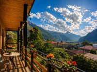 Relax Kazbegi Panoramic Mountain View - B&B Stepantsminda