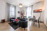 GuestHost - Bright and Cozy Apartment with Parking - B&B Parma