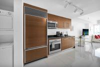 Stylish Studio Icon, W Hotel Waterfront Building - B&B Miami