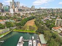 Sydney Leafy retreat 2BDR with parking and Access to CBD - Bed and Breakfast Sydney