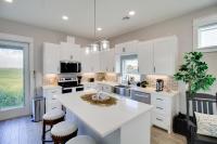 Walk to Beach & Pool Access! North Padre Retreat - Bed and Breakfast Corpus Christi