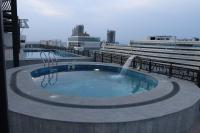 3-Bedroom Luxury Penthouse with Pool zeta 1Mall - B&B Islamabad