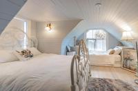 The Cottage and Castle - B&B Chemainus