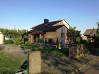 Gemütliches Zimmer mit eigenem Bad und Blick ins Grüne - B&B Hochdorf-Assenheim