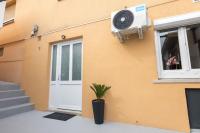 Studio Silvia - Free parking, WiFi & private yard with BBQ - Ferienwohnung Rijeka
