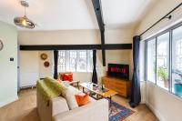 Chester Apartment with Nice Outdoor Views - B&B Chester