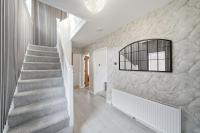 4BDR Luxe Home in Nottingham Parking - B&B Nottingham