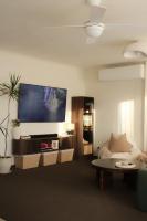 Coastal Escape in Fishpen 2BR Walk to Beach & Lake - B&B Merimbula