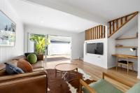 Villa Le Miramar Perfect for your Pooch Holiday - B&B Sunshine Beach