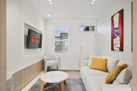 Luxury Paddington Terrace with Courtyard & Balcony - Bed and Breakfast Sydney