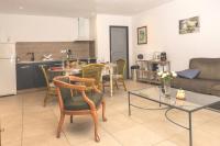 "Côté Cour"-Meublé de Tourisme 3 étoiles -Résidence "Les Logis de Béziers"-Garage optionnel-Cœur de ville-Plages à 16km ! - B&B Béziers
