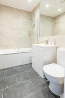 Swift Host - Broomsfield House - Sleeps 4 - Enclosed Garden - Parking - UEA - Hospital - Chambres d'hôtes Earlham