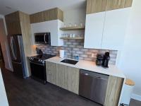 HFX Penthouse 1 BR 6 appliances and huge patio - Chambres d'hôtes Halifax