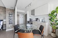 Stunning Family-Friendly Parking & City Views - B&B Toronto