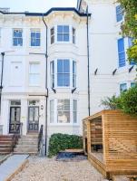 Buckingham House - 20 Beds - by Brighton Holiday Lets - B&B Brighton