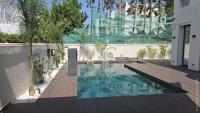 Villa Deep House, moderne de luxe, piscine privée et accès à la plage privée - B&B Hammamet