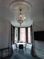 Beautiful 2 double bedrooms, 2 baths apartment - B&B Port Glasgow