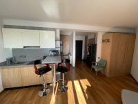 Sea Breeze Apartment for 4 Guests, Blue Sky Block B - B&B Batumi