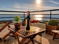 Absolute Beachfront - Huge Panoramic Sea View Balcony & Private Garage - B&B Portimão