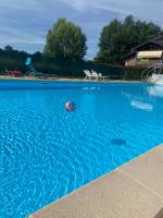 Lilac Cozy Retreat - Bed and Breakfast Angera