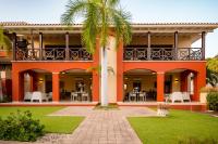 Villa Devries C3, near Jan Thiel, Private Beach front, Pool - Chambres d'hôtes Willemstad