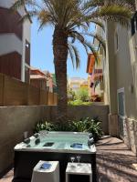 Sal Verde - Palmtree Paradise with private Jacuzzi - B&B Santa Maria