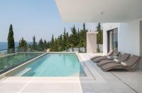 Villa Malu with Heated Pool & Jacuzzi - Chambres d'hôtes Starigrad