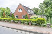 Bright & Cozy Hafenblick Apartment, 2 Zimmer & Küche in Varel - B&B Varel