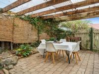 Roope Cottage-Location, Free WiFi, Parking - B&B Natone