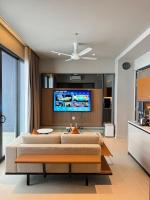 Appartamento con 1 Camera da Letto, Balcone e Vista Montagna 