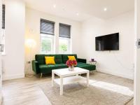 The Lodge - Vibrant 2-Bed Flat with free parking - B&B Cardiff