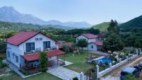 Guest House MICAJ - B&B Himarë