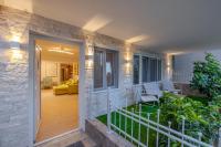 The Bougainvillea house - B&B Napoli di Romania