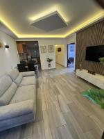 Modern 2BR Apt - Pool - Garage - Beach - Chambres d'hôtes Portimão