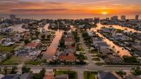 Sunset Dock Pet-Friendly & Steps to Beach - B&B Naples