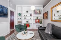 Walkable Downtown Columbus Historic Home, FREE Bikes to use - B&B Columbus