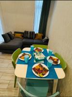 Private One-Bedroom Apartment with kitchen and balcony at a Hotel - B&B Shek’vetili