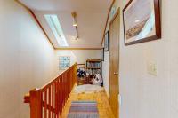 Waterfront stay with scenic deck, grill, smart TVs, shore access - dog-friendly - B&B Penobscot