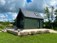 Greencabin - Cabin Escape in the Heart of Saaremaa - Chambres d'hôtes Pamma