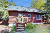 Dog-friendly lakefront home with deck, grill, WiFi, shared dock & water access - B&B Greenville
