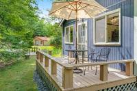 Woodland Home near Long Pond w/ Spacious Living Area, Full Kitchen & Deck - Chambres d'hôtes Somesville